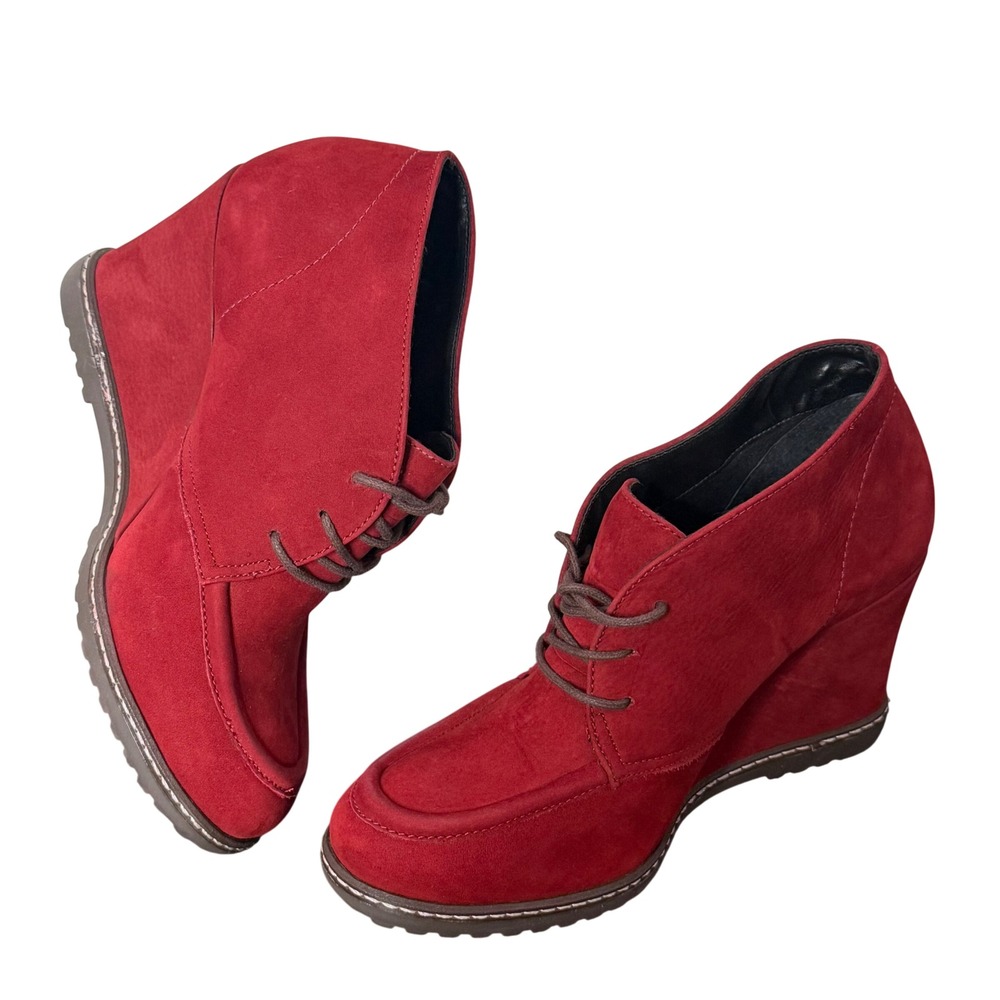 GH Bass Red Suede Leather Wedge Booties Lace Up Moc Toe Womens 8.5‎ Lace Up